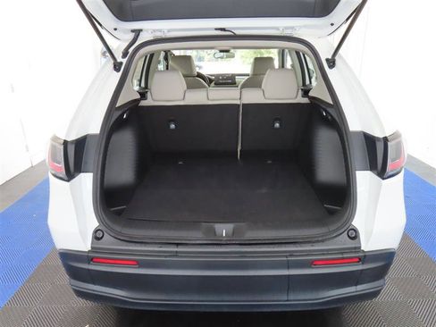 Used 2024 Honda HR-V LX image 12