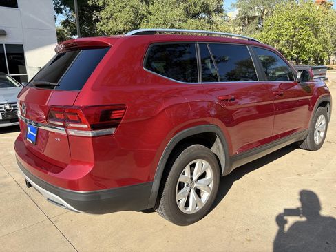 Used 2019 Volkswagen Atlas SE w/ Towing Package image 4