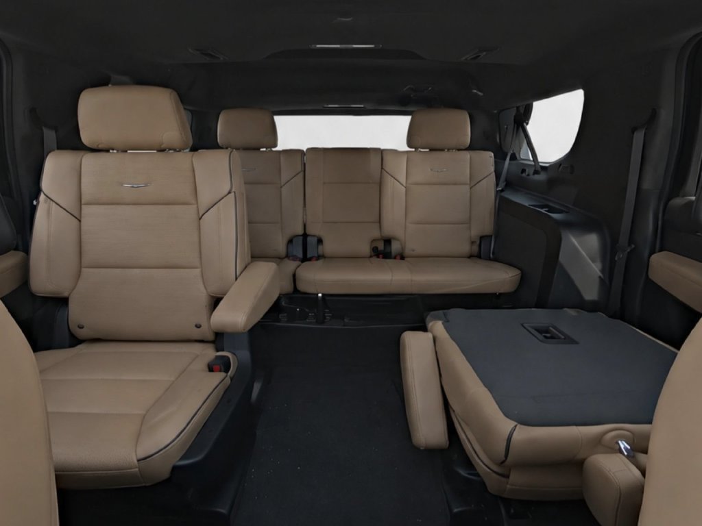 Used 2025 Cadillac Escalade ESV Premium Luxury w/ Touring Package AWD/4WD image 34