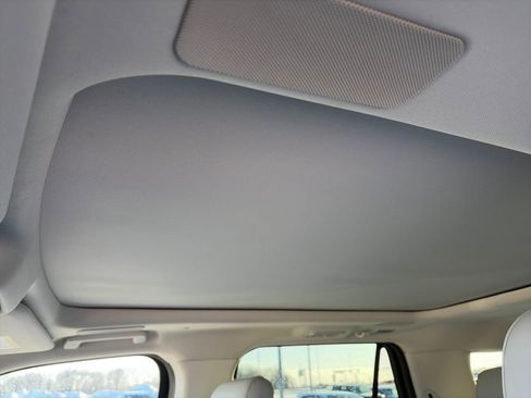 Used 2025 Ford Expedition Max Platinum w/ Platinum Ultimate Package image 28