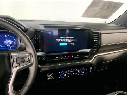 Used 2023 Chevrolet Silverado 1500 LT AWD/4WD image 6