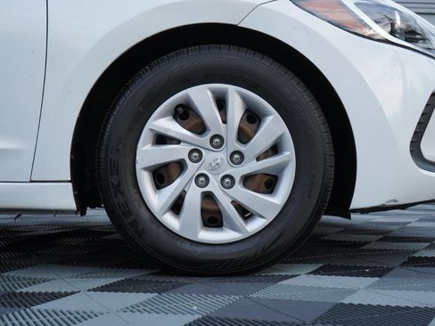 Used 2018 Hyundai Elantra SE FWD image 84