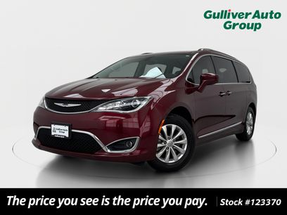Used 2018 Chrysler Pacifica Touring-L