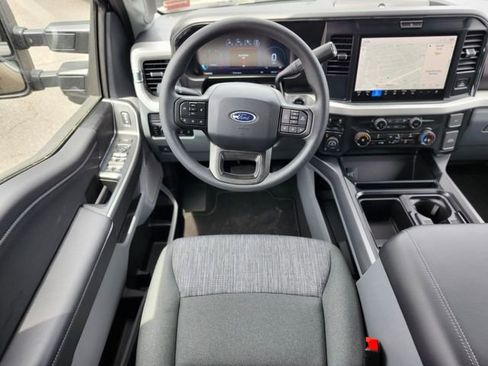 New 2026 Ford F350 XLT w/ XLT Premium Package AWD/4WD image 13