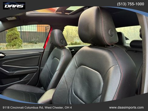 Used 2021 Volkswagen Jetta GLI Autobahn w/ GLI Autobahn Black Package image 9