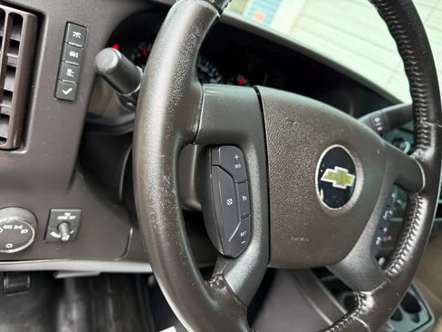 Used 2021 Chevrolet Express 2500 Extended w/ Driver Convenience Package RWD image 17