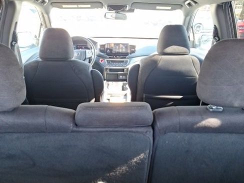 Used 2022 Honda Pilot Sport image 8