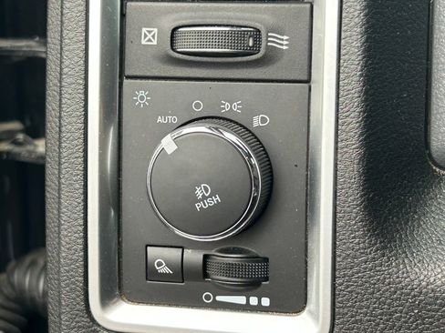 Used 2019 RAM 1500 Warlock AWD/4WD image 25