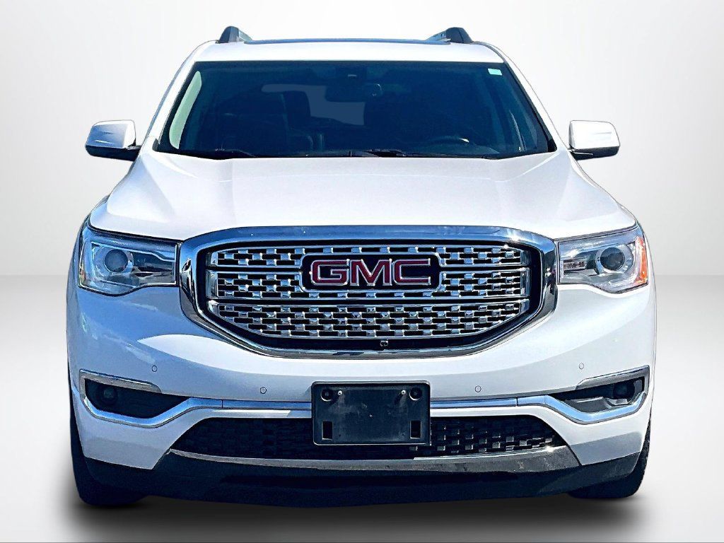 Used 2019 GMC Acadia Denali AWD/4WD image 3