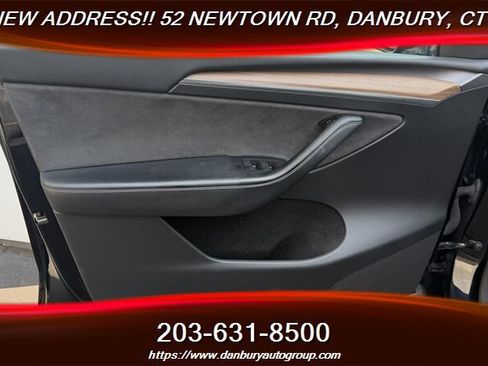 Used 2024 Tesla Model Y 2WD image 9