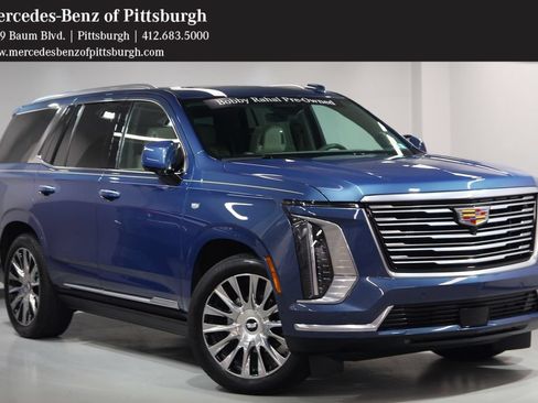 Used 2026 Cadillac Escalade Platinum Luxury AWD/4WD image 1