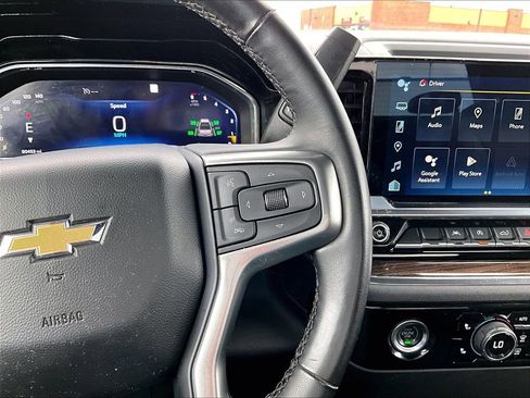 Used 2023 Chevrolet Silverado 1500 LT AWD/4WD image 15