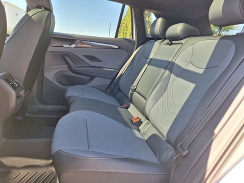 New 2026 Volkswagen Tiguan SE R-Line image 21