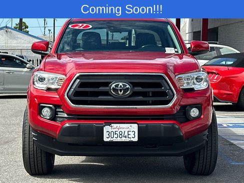 Used 2021 Toyota Tacoma SR5 w/ Blackout Package (TMS) RWD image 9