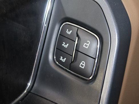 Used 2023 Ford F150 Lariat w/ Equipment Group 502A High image 26