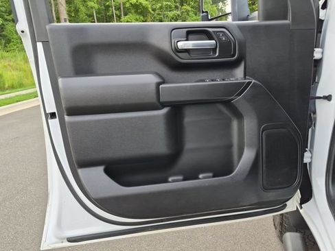 Used 2024 Chevrolet Silverado 2500 Custom w/ Custom Value Package AWD/4WD image 30
