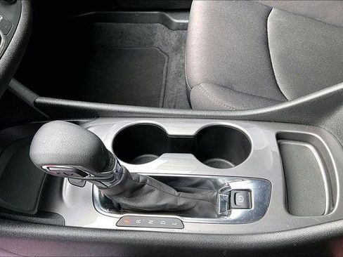 Used 2024 Chevrolet Malibu LS image 18