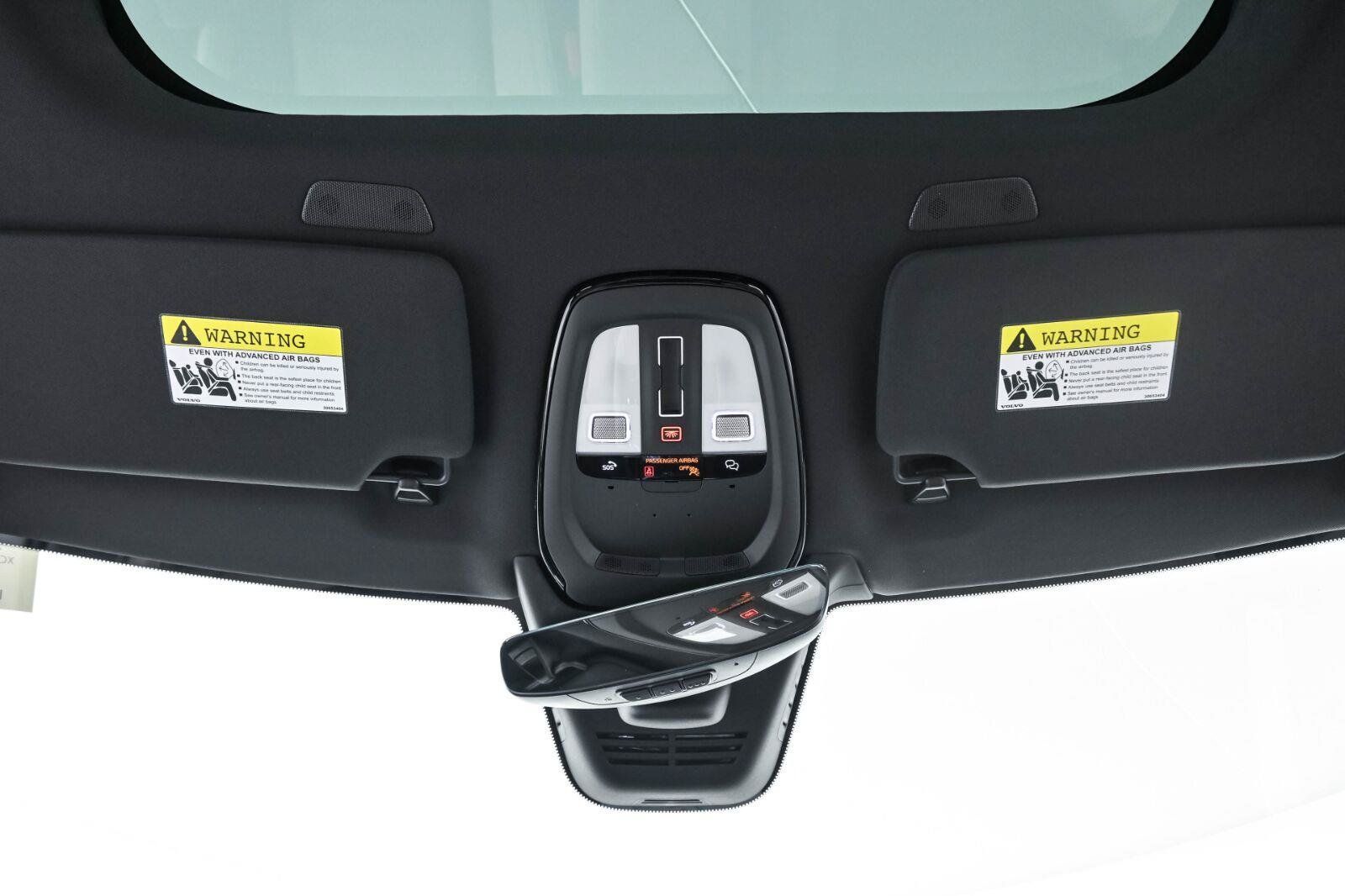 New 2026 Volvo XC90 T8 Plus w/ Protection Package Premier AWD/4WD image 18