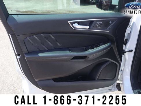 Used 2022 Ford Edge ST AWD/4WD image 11