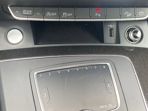 Used 2018 Audi Q5 2.0T Premium Plus w/ Premium Plus Package AWD/4WD image 24