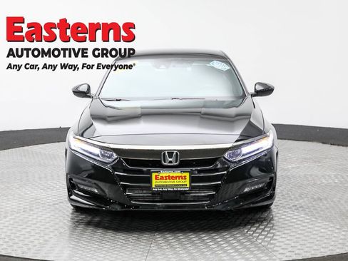 Used 2020 Honda Accord Sport image 2