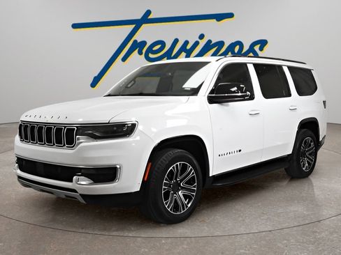Used 2024 Jeep Wagoneer Series II w/ Flexible Seating Group AWD/4WD image 7