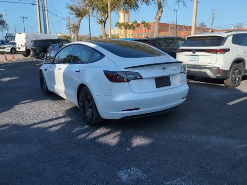 Used 2021 Tesla Model 3 Performance image 4