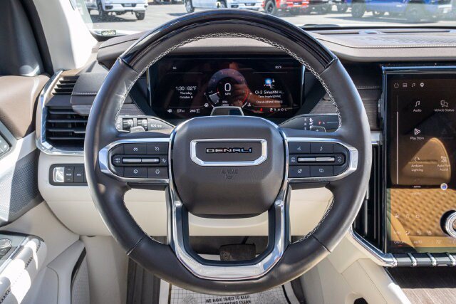Used 2024 GMC Acadia Denali w/ Super Cruise Package AWD/4WD image 24