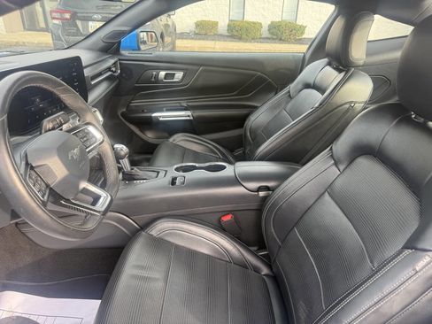 Used 2024 Ford Mustang GT Premium image 18