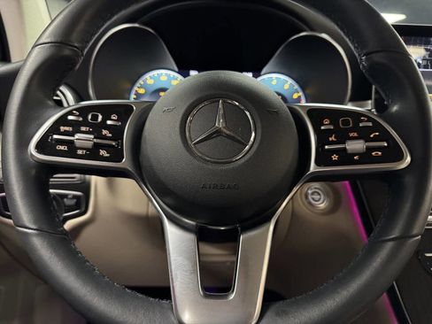 Used 2020 Mercedes-Benz GLC 300 image 25