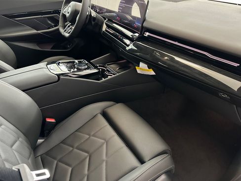 New 2026 BMW 530i w/ M Sport Package image 27