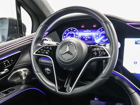 Used 2023 Mercedes-Benz EQS 580 4MATIC SUV image 17