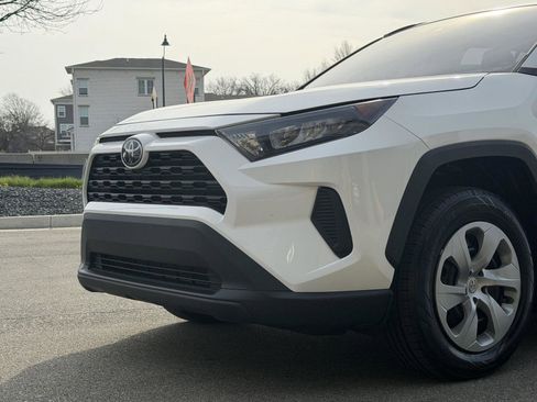 Used 2019 Toyota RAV4 LE image 55