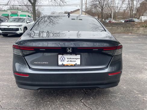 Used 2023 Honda Accord EX image 3