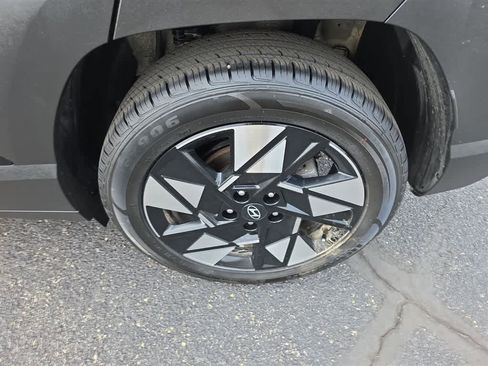 Used 2024 Hyundai Kona SEL FWD image 52