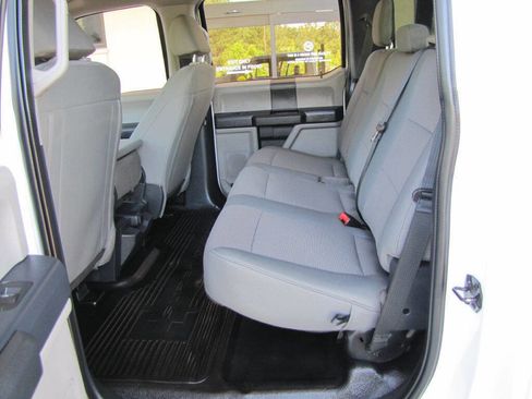 Used 2022 Ford F350 XL w/ Power Equipment Group image 17