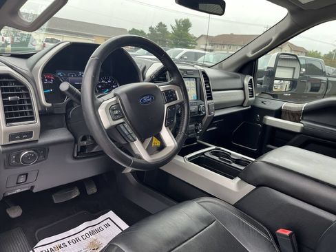 Used 2019 Ford F250 Lariat w/ Lariat Value Package AWD/4WD image 21