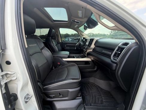 Used 2022 RAM 2500 Laramie AWD/4WD image 13