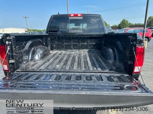 Used 2017 RAM 1500 Big Horn AWD/4WD image 9