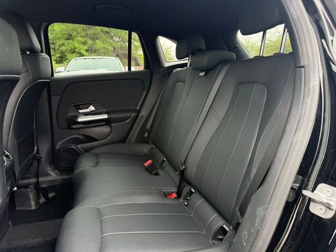 Used 2025 Mercedes-Benz GLA 250 4MATIC image 8