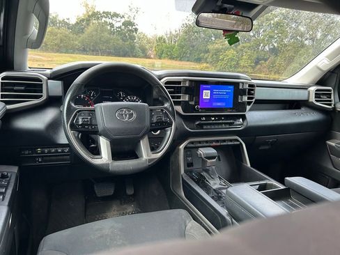 Used 2024 Toyota Tundra SR5 w/ SR5 Convenience Package image 12