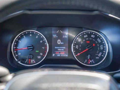 Used 2022 Toyota RAV4 XLE Premium FWD image 23