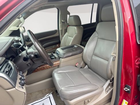 Used 2015 Chevrolet Suburban LTZ AWD/4WD image 13