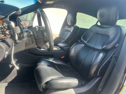 Used 2017 Lincoln Continental w/ Equipment Group 500A image 8