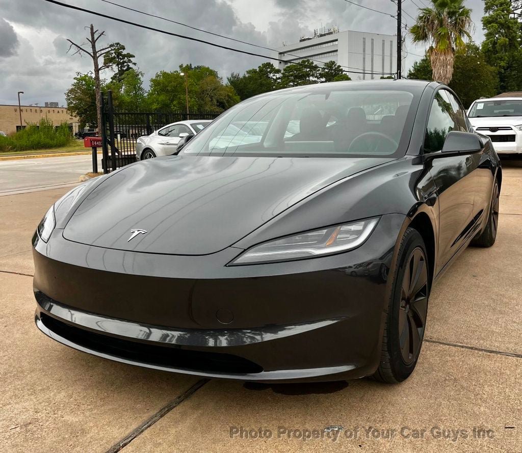 Used 2025 Tesla Model 3 Long Range RWD image 1