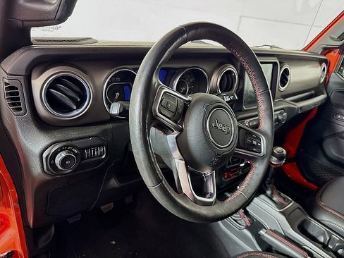 Used 2018 Jeep Wrangler Unlimited Rubicon image 9