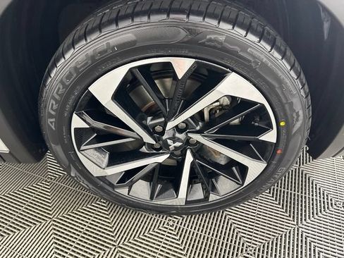 Used 2022 Mitsubishi Outlander SE AWD/4WD image 35