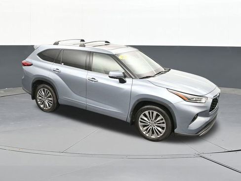 Used 2021 Toyota Highlander Platinum image 63