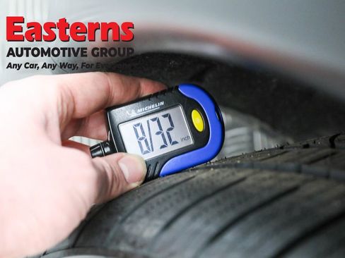 Used 2022 Tesla Model Y Performance image 28