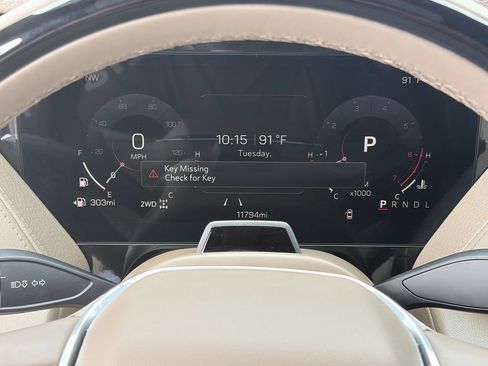 Used 2026 GMC Yukon Denali w/ Denali Reserve Package AWD/4WD image 24